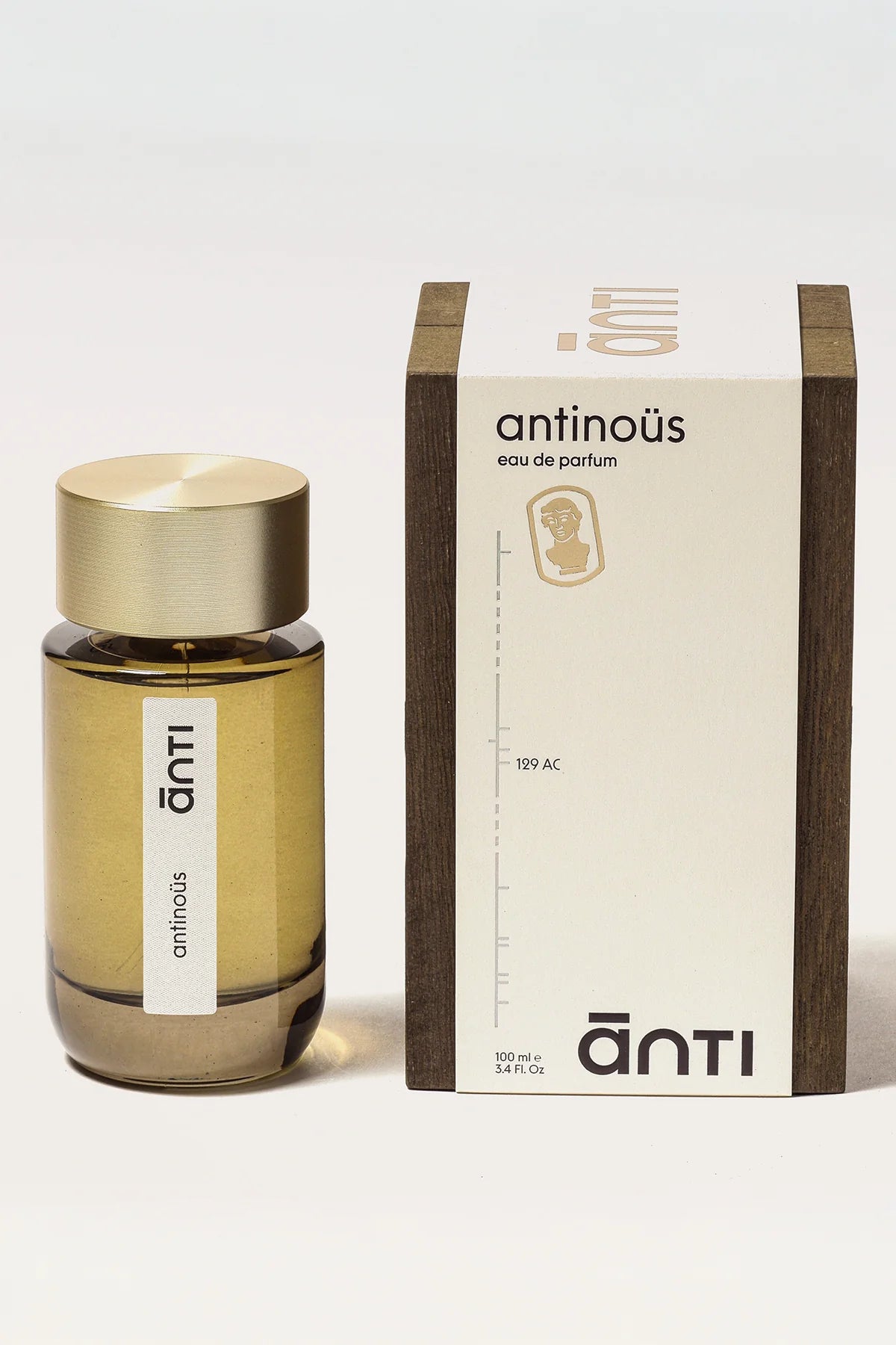 Antinoüs by Ānti
