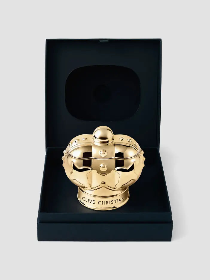 Town & Country Candle by Clive Christian