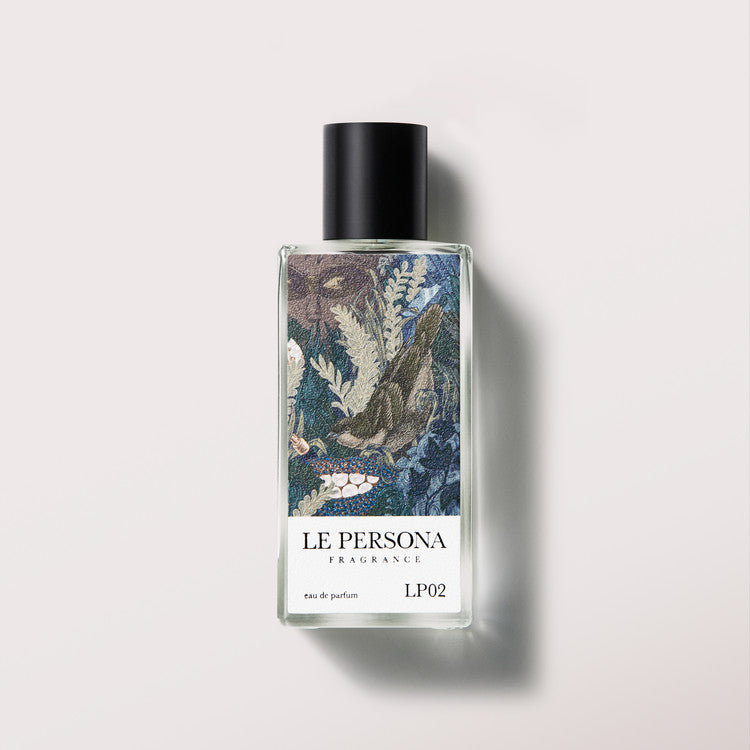 LP02 Peacock Feather By Le Persona